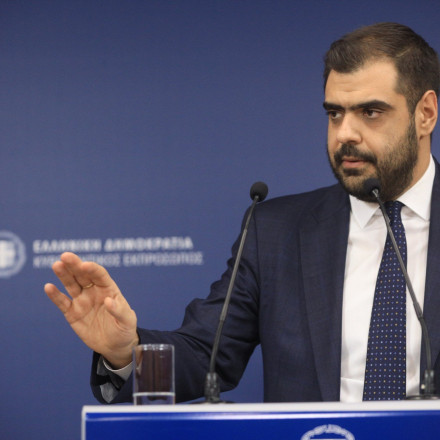 Όλα τα μέτρα για γήπεδα χωρίς φιλάθλους που ανακοίνωσε ο Παύλος Μαρινάκης