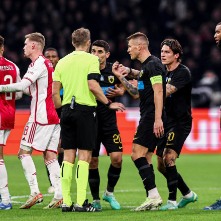 Άγιαξ - ΑΕΚ  3-1: «Πλήρωσε» τα λάθη και έμεινε εκτός Ευρώπης