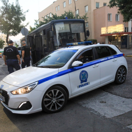 Τραυματισμός αστυνομικού: Πάνω από 200 άτομα έχουν αφεθεί ελεύθερα από τη ΓΑΔΑ