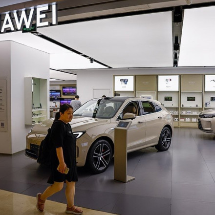 Βοήθεια από Audi και Mercedes ζητά η Huawei