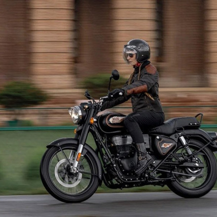 Στην Ελλάδα η Royal Enfield Bullet 350