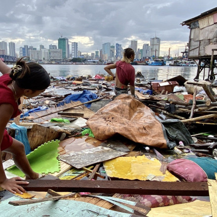 Φιλιππίνες: Χιλιάδες άνθρωποι στα καταφύγια εξαιτίας του κυκλώνα Τζελαουάτ