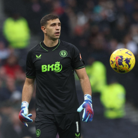 «Πυρά» προς τον Εμιλιάνο Μαρτίνεζ από τα βρετανικά Μέσα