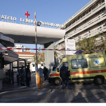 Συμπλοκή στη Θεσσαλονίκη: Διασωληνωμένος στη ΜΕΘ ο νεαρός που δέχτηκε σφαίρες