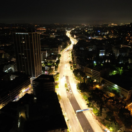 Ψάχνουν τα αίτια της τρελής πορείας του 73χρονου στη Χριστουγεννιάτικη Αθήνα