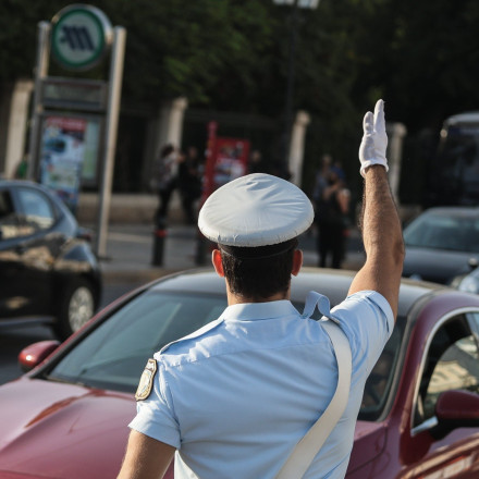 Παραβίασε τον μισό ΚΟΚ στο κέντρο της Αθήνας ο 75χρονος - Πέρασε 17 «κόκκινα»...