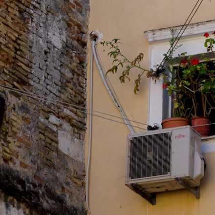 Θέρμανση με ρεύμα: Ποιοι και πώς λαμβάνουν το επίδομα έως 480 ευρώ