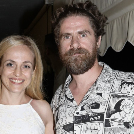 Δημήτρης Λάλος: «Με τη σύζυγό μου ερωτευτήκαμε σε όλα τα επίπεδα»