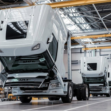 Νέο εργοστάσιο παραγωγής ηλεκτρικών φορτηγών DAF
