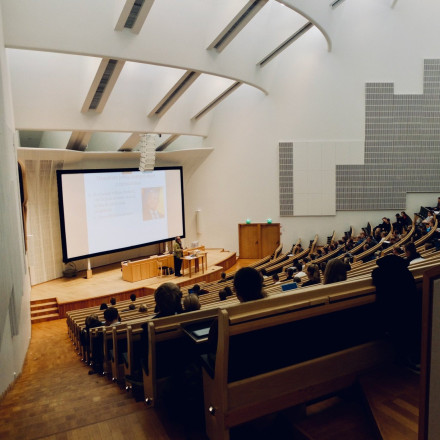 Μη κρατικά πανεπιστήμια: Μέχρι 30.000 ευρώ τα δίδακτρα - Πού θα βρίσκονται οι εγκαταστάσεις