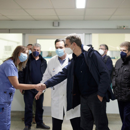 Στην πρώτη ΜΑΦ του ΕΣΥ ειδικά για εγκεφαλικά επεισόδια, ο Κυριάκος Μητσοτάκης