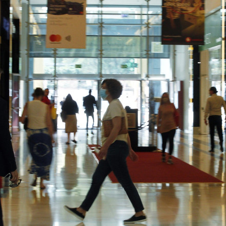 Ελεύθεροι επαγγελματίες: Τσούζουν οι εισφορές - Έτσι επιλέγετε σωστή κατηγορία