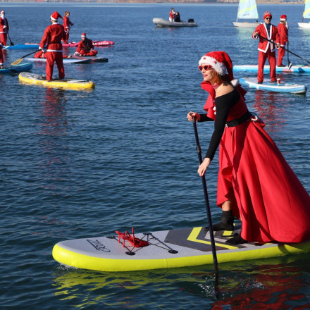 «Σέρφερς» οι...Άγιοι Βασίληδες στον Θερμαϊκό