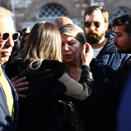 Γιώργος Λυγγερίδης: Σπαραγμός στο στερνό αντίο - Συγκλόνισε η μητέρα του