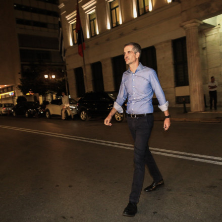 «Ο πήχης είναι πλέον ψηλά»: Πώς αποχαιρετά τους Αθηναίους ο Κώστας Μπακογιάννης