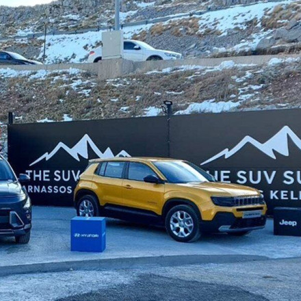 Έξι SUV στον Παρνασσό