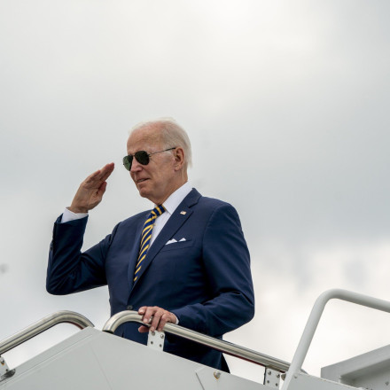 Καλός ο απολογισμός του 2023 για τον Μπάιντεν: Το 37% του χρόνου έκανε διακοπές