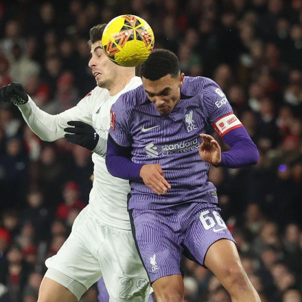 «Αυτοκτόνησε» η Άρσεναλ και έμεινε εκτός FA CUP, σαρωτική η Λίβερπουλ