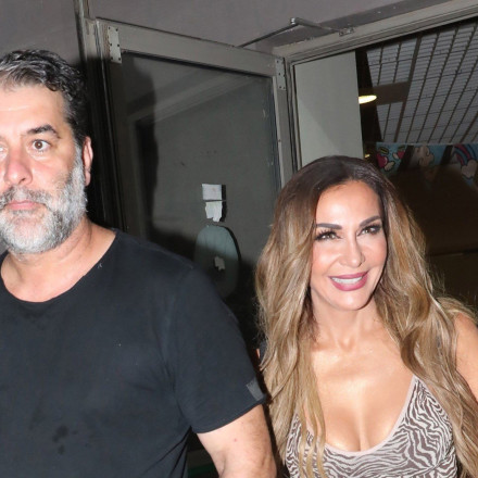 Η τρυφερή φωτογραφία της Βανδή ανήμερα του Αγίου Βαλεντίνου - Με Πλούταρχο απάντησε ο Μπισμπίκης