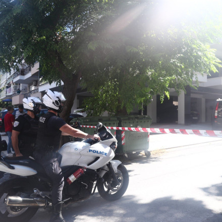 Πυροβολισμοί στα Πατήσια: Άγνωστοι «γάζωσαν» καφετέρια