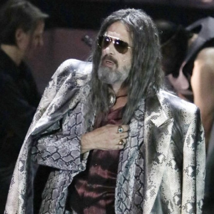 Η αντίδραση Χουβαρδά στην αποχώρηση του Λεωνίδα Κακούρη από τον «Βασιλιά Ληρ» Η αντίδραση Χουβαρδά στην αποχώρηση του Λεωνίδα Κακούρη από τον «Βασιλιά Ληρ»