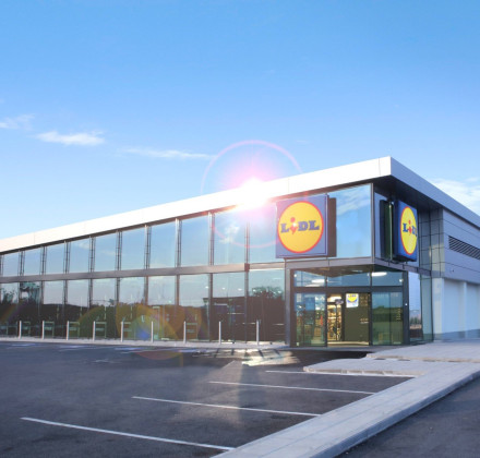 Lidl: «Άδικο και αυθαίρετο το πρόστιμο» - «Θα ασκήσουμε όλες τις νόμιμες ενέργειες» Lidl: «Άδικο και αυθαίρετο το πρόστιμο» - «Θα ασκήσουμε όλες τις νόμιμες ενέργειες»