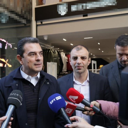 Σκρέκας: «Αποφασισμένοι να διορθώσουμε τις αθέμιτες εμπορικές πρακτικές»