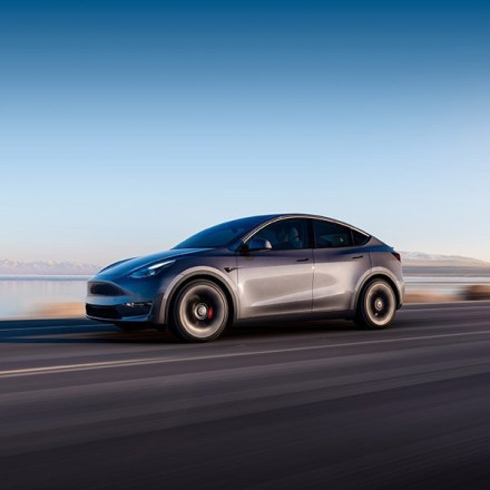 Πρώτη σε πωλήσεις η Tesla στις Σκανδιναβικές χώρες