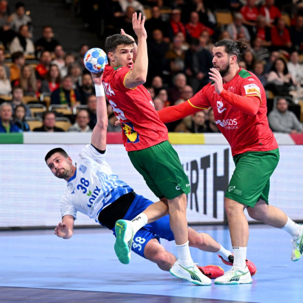 Ιστορικό ντεμπούτο για Ελλάδα στο Ευρωπαϊκό Χάντμπολ, αλλά τη «λύγισε» η Πορτογαλία