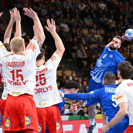 Αποχαιρέτησε με ψηλά το κεφάλι το Ευρωπαϊκό Πρωτάθλημα η Ελλάδα