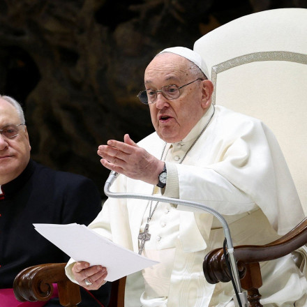 Πάπας Φραγκίσκος προς πιστούς: «Η απόλαυση του σεξ είναι δώρον Θεού»