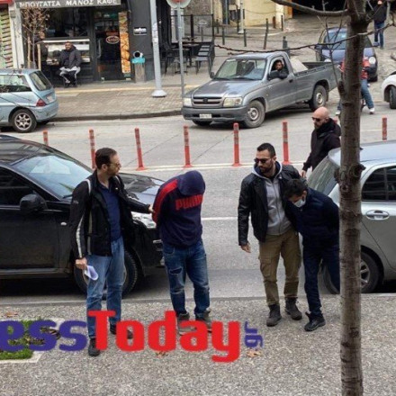 Προθεσμία για να απολογηθούν έλαβαν ο σύντροφος της 41χρονης και ο συνεργός του