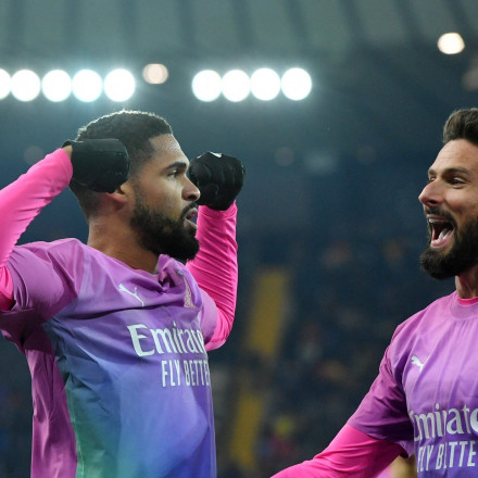 Κέρδισε Ουντινέζε και... ρατσισμό η Μίλαν, νικηφόρο ντεμπούτο για Ντε Ρόσι