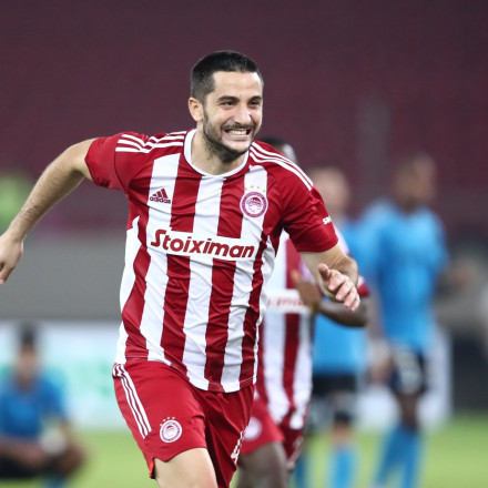 Σασσουόλο και Πόρτο εξετάζουν την περίπτωση του Κώστα Μανωλά
