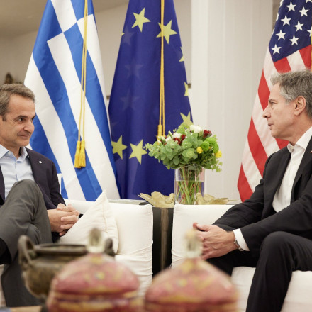 Ευχαριστίες Μπλίνκεν σε Μητσοτάκη για τη συνεισφορά στην ασφάλεια της Ουκρανίας