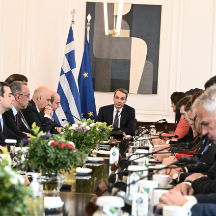 Στο Υπουργικό της Παρασκευής η ανακοίνωση της αύξησης του κατώτατου μισθού