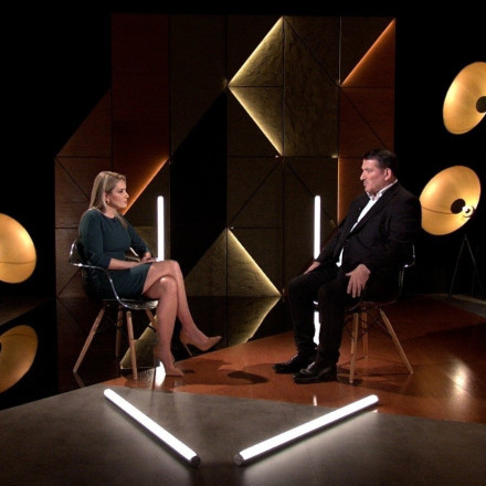 Πύρρος Δήμας:  Στην Αλβανία με φωνάζαν  «Γκρέκο μασκαρά» στην Ελλάδα «Αλβανέ»