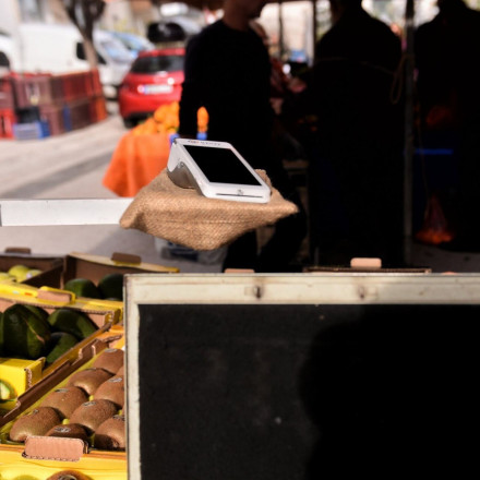 Επίσημο! Από την 1η Μαρτίου POS και ταμειακές σε όλες τις λαϊκές αγορές