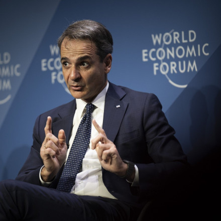 Μητσοτάκης στο CNN: «Πρέπει να χτίσουμε φράχτες και να ανοίξουμε πόρτες»