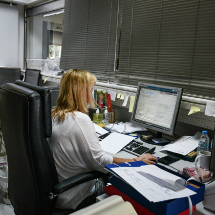 «Εις σάρκα μίαν» οι ενημερότητες από εφορία - Έρχεται το ενιαίο πιστοποιητικό