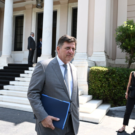 Βαρβιτσιώτης: «Δεν παραιτήθηκα για τα ομόφυλα ζευγάρια, είδα τον Μητσοτάκη»