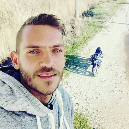 Μεσολόγγι: Μυστήριο με ανώνυμα SMS στο κινητό του Μπάμπη - Σοκάρει η μητέρα του