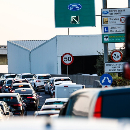 Τροχαίο στον Κηφισό: Συγκρούστηκαν 4 οχήματα - Προβλήματα στο ρεύμα προς Λαμία