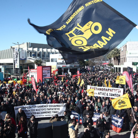 Κλιμακώνουν οι αγρότες - Στο «παιχνίδι» και η Βόρεια Ελλάδα