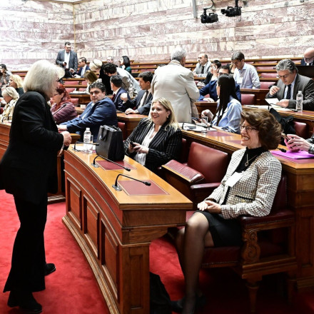 «Ναι» στο γάμο ομόφυλων από φορείς - Παρένθετη κύηση ζητούν για όλους οι ΛΟΑΤΚΙ