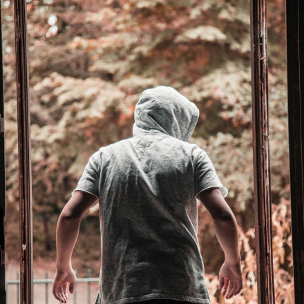 Πάτρα: Γυναίκα έπεσε θύμα κλοπής - Μετέβη σε καταυλισμό για να ζητήσει τα κλοπιμαία