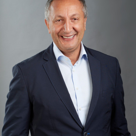 Η MGA Entertainment ιδρύει θυγατρική στην Ελλάδα