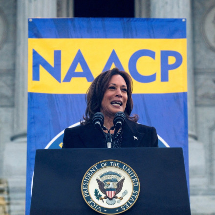 Έτοιμη να γίνει Πρόεδρος, δηλώνει η Κάμαλα Χάρις