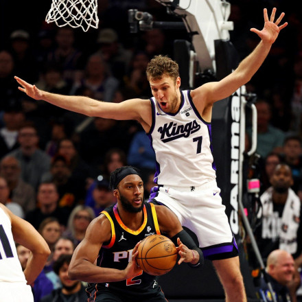 Ξανά εκτός ο Βεζένκοφ - Ανακρίβεια για το πότε θα επιστρέψει