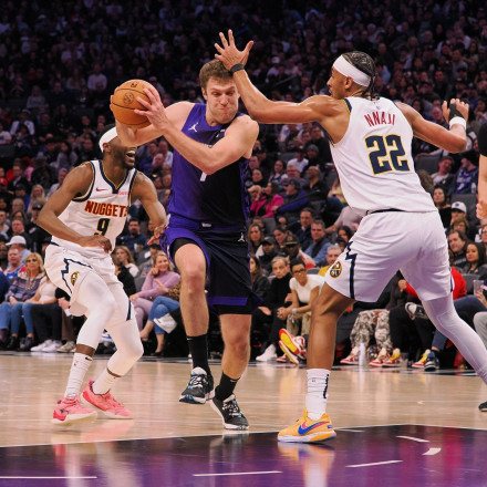 Άτυχος ξανά ο Βεζένκοφ-Τραυματίστηκε και μένει εκτός για περίπου 1 μήνα